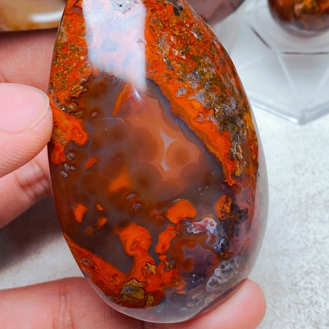 国***意玛瑙/玉髓未镶嵌颈饰