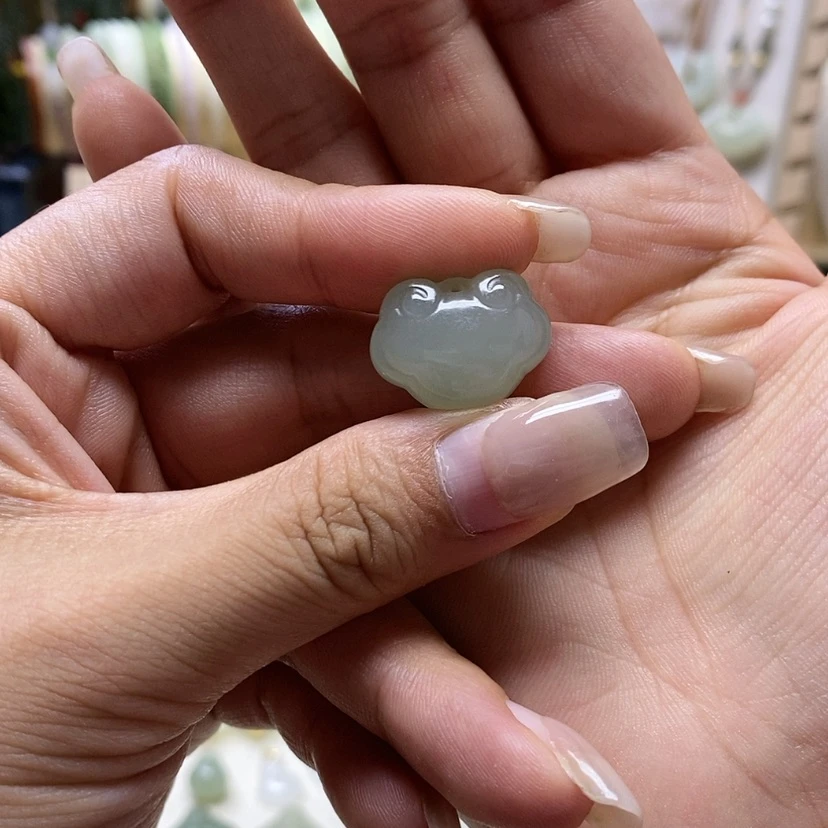 【闪购商品】和田玉未镶嵌颈饰小*