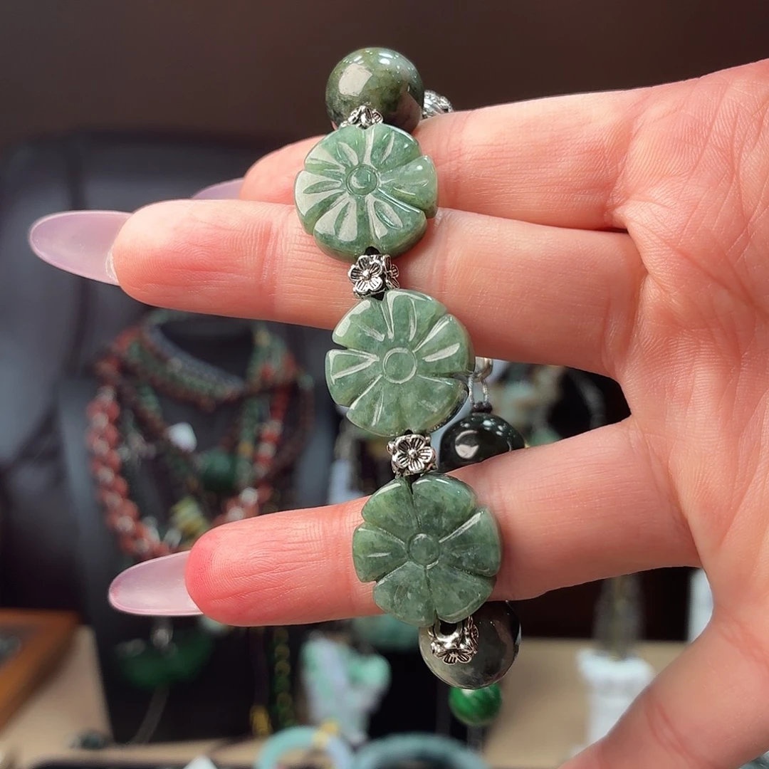 翡翠未镶嵌耳饰手串