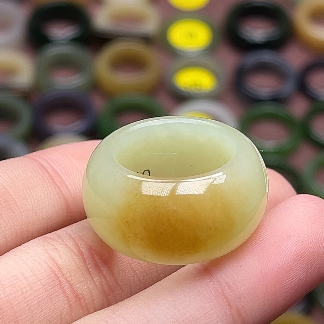 和田玉未镶嵌戒指17.6一口糖新品