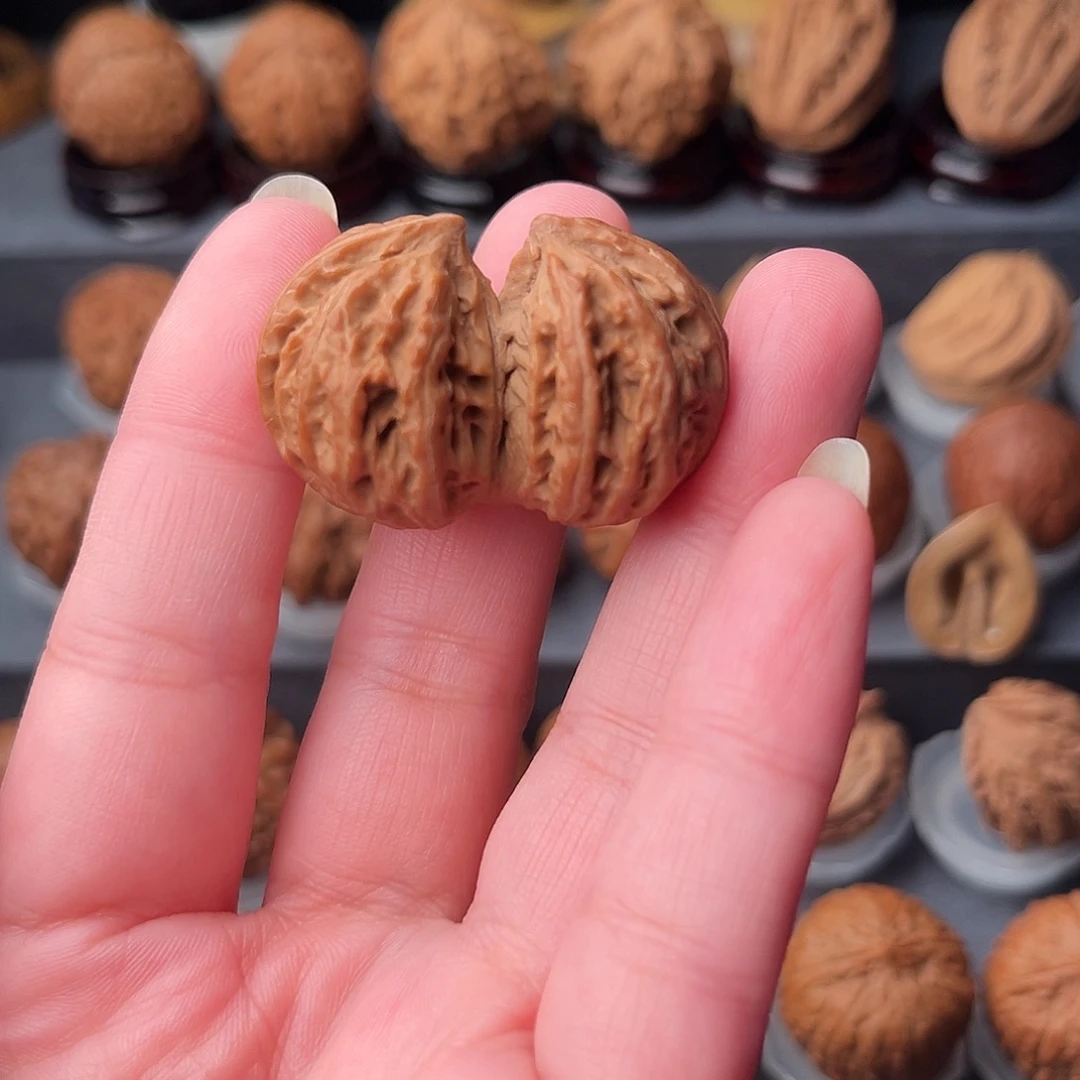 守***希把件文玩核桃Z单个球连