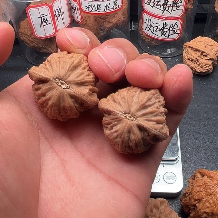 文玩核桃把件铁锤35