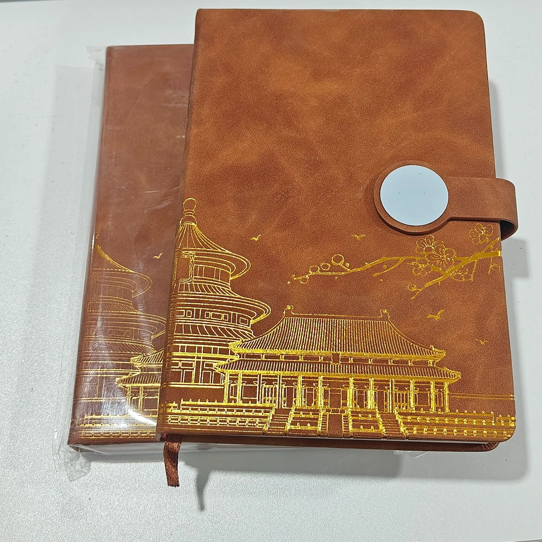 1-1 A5国潮圆形搭扣笔记本棕色/2本装 瑕疵 介意勿拍