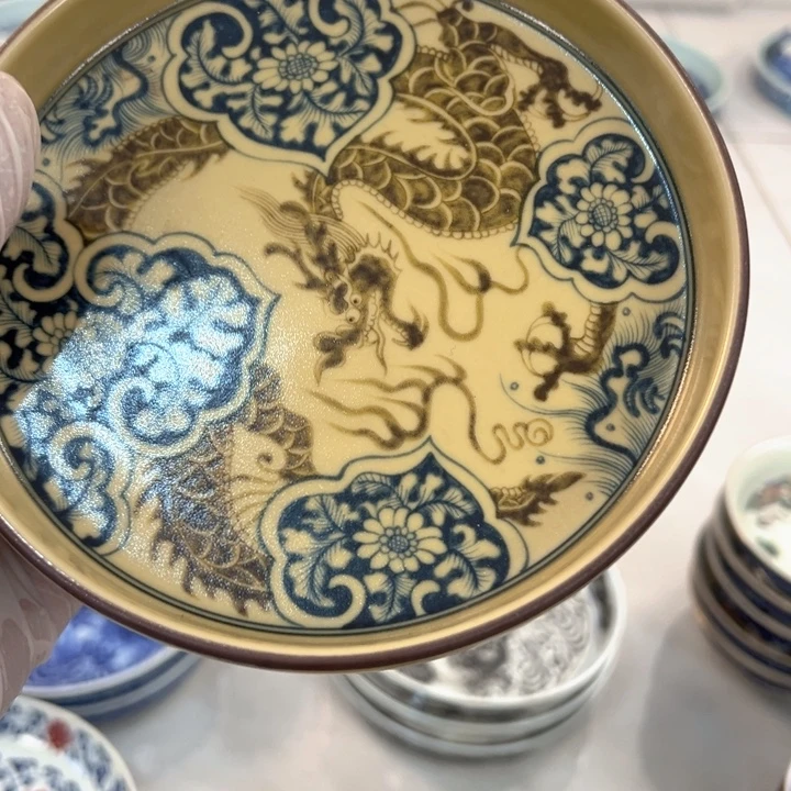 瓷片釉里金穿花龙壶承全品