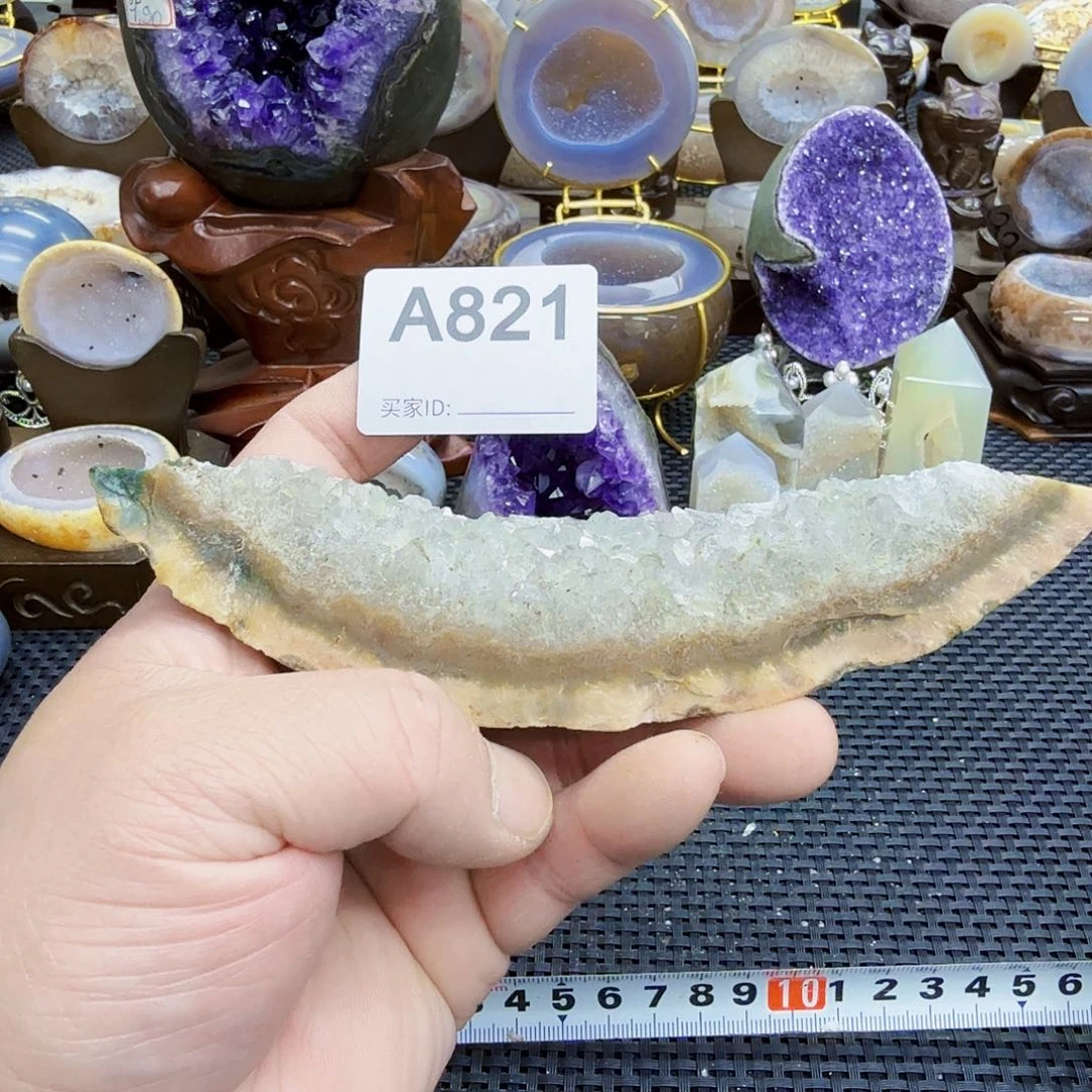 未镶嵌水晶大型摆件（非配饰）