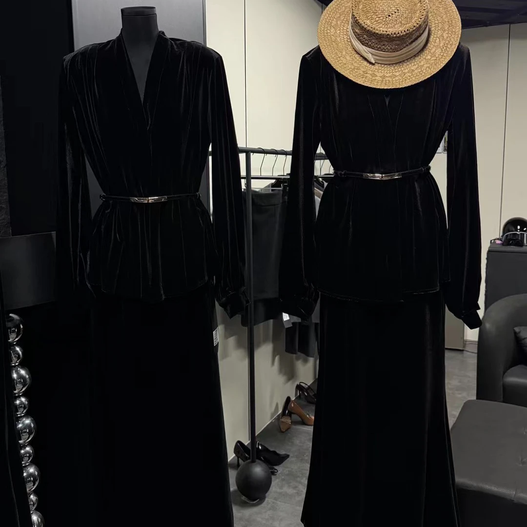 秋冬黑色丝绒裙子半身裙套装高级感富家千金风格显瘦气质名媛