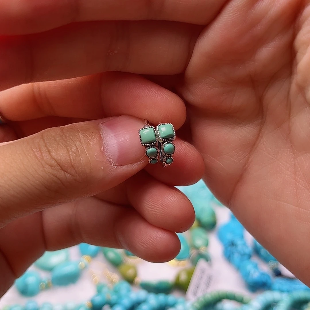 未镶嵌绿松石珠宝奇石