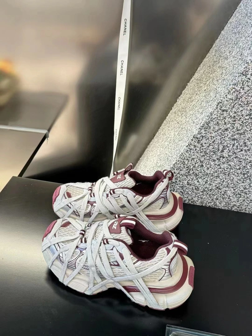 情侣款做旧脏脏鞋蜘蛛侠厚底老爹鞋女2024走秀新款增高运动鞋