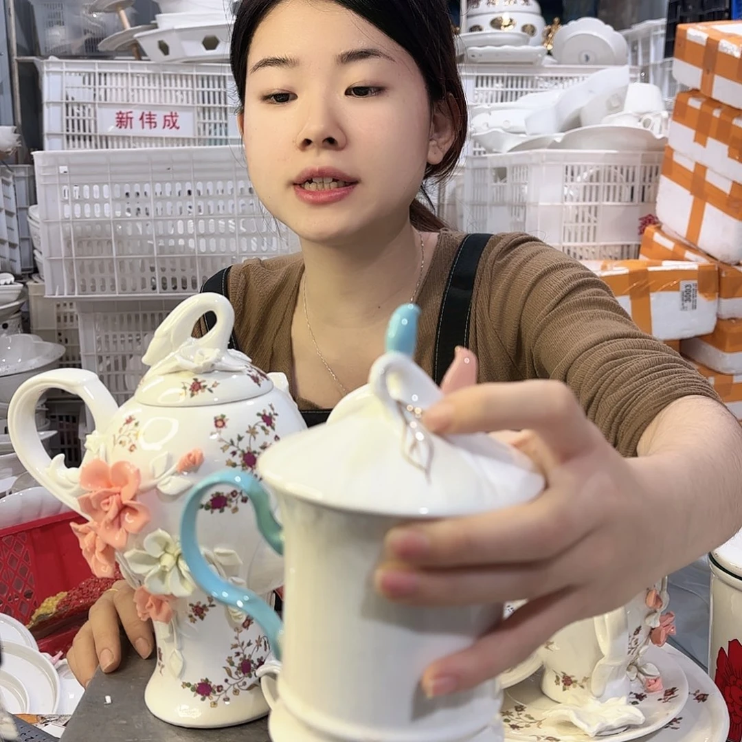 盘微瑕产品………两个小鸟水杯