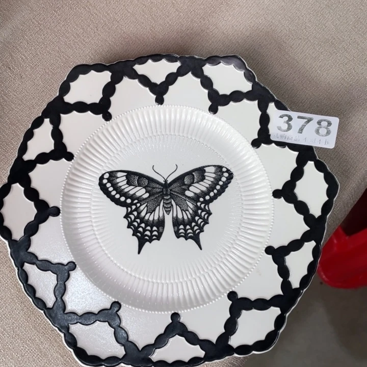 瓷片378哈哈哈哈哈哈哈哈哈