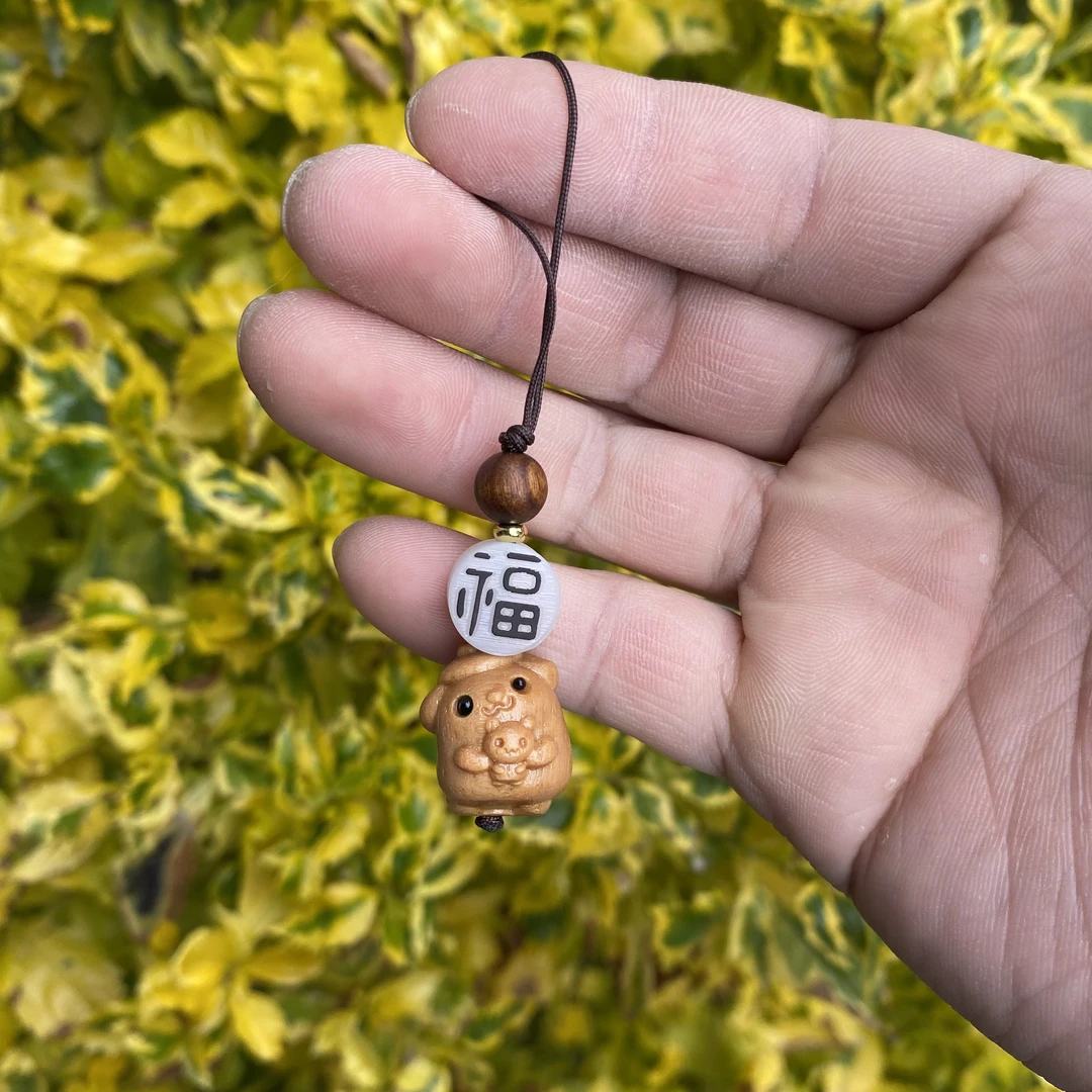 芭比檀木雕刻三丽鸥凯蒂猫手机吊坠库洛米精致U盘小饰品库洛米