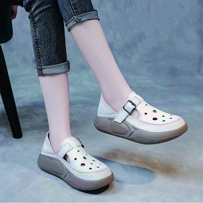 复古包头凉鞋女夏外穿新款时尚妈妈鞋软皮厚底透气镂空两穿洞洞鞋