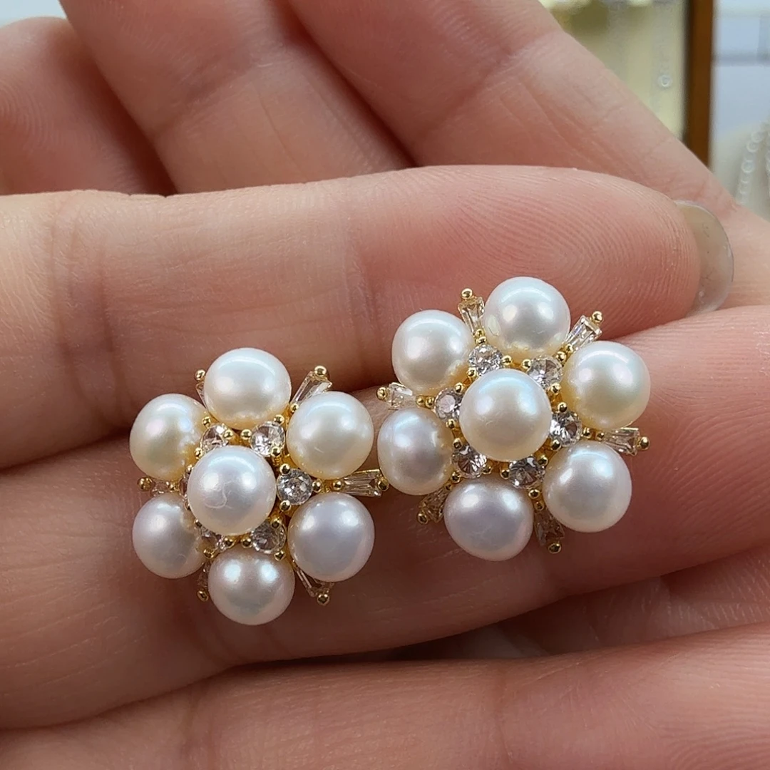 淡水珍珠耳饰未镶嵌