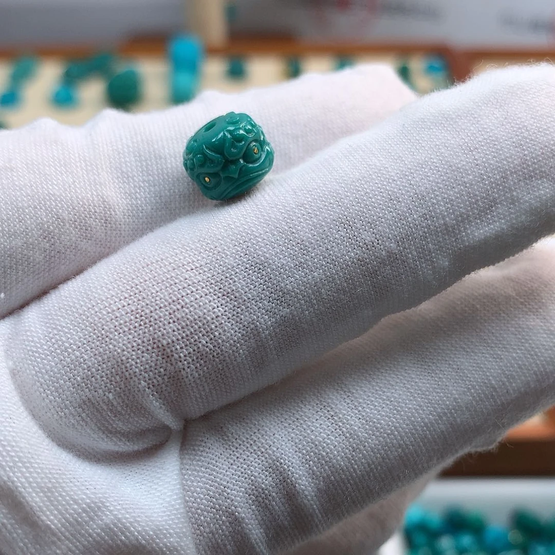 绿松石配饰未镶嵌喜**牛