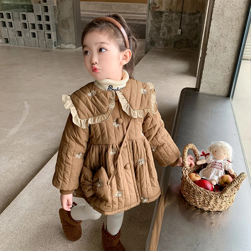 女童秋冬款加绒外套儿童娃娃领刺绣碎花中长款轻薄棉服女宝宝棉衣