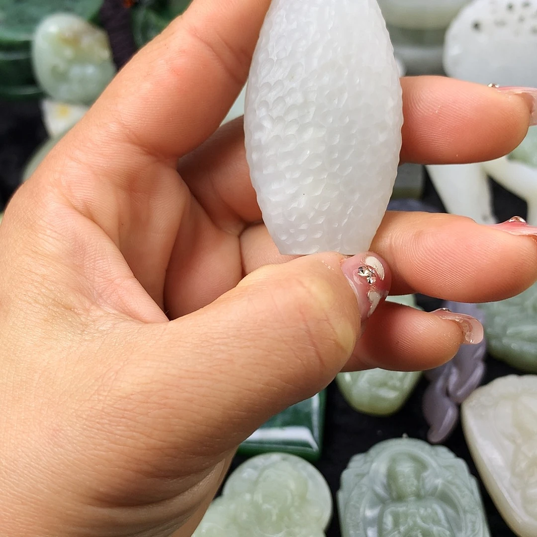 和田玉（糖玉）未镶嵌珠宝半成品