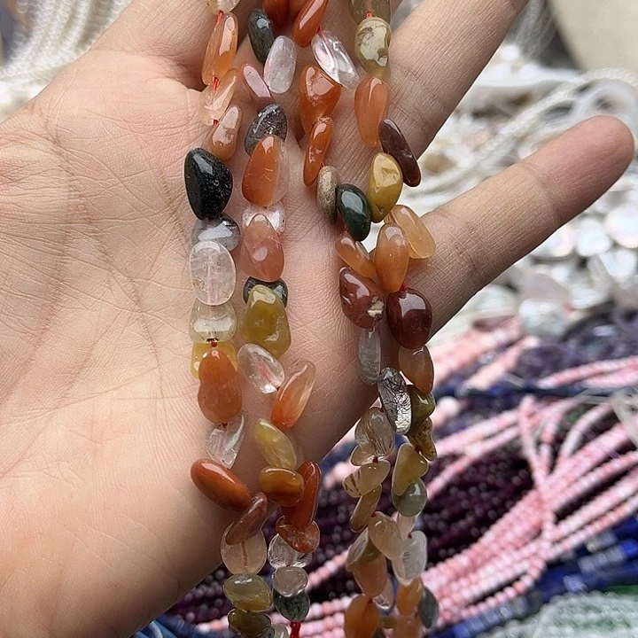 玛瑙/玉髓未镶嵌珠宝半成品一条彩发晶随型