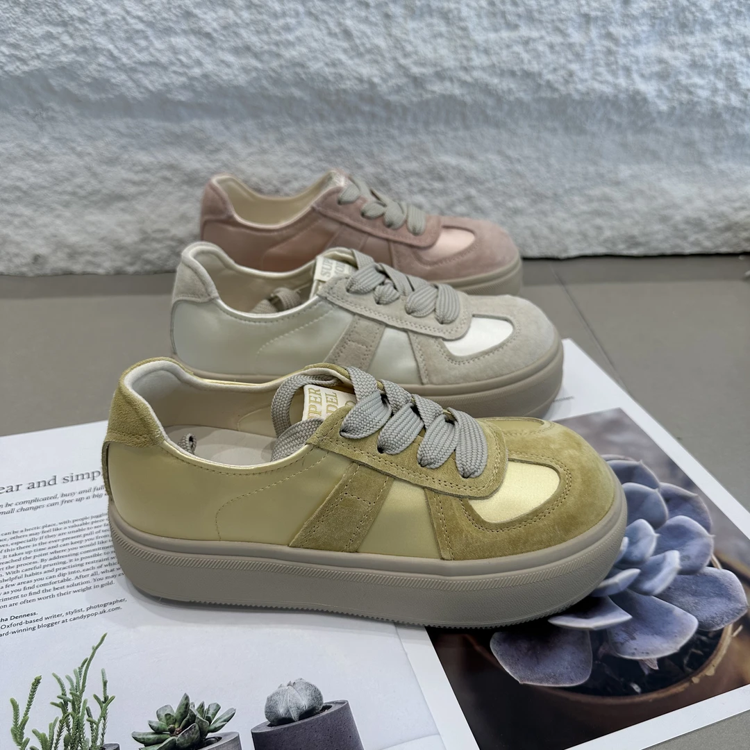 2025韩版透气圆头板鞋真皮运动鞋休闲板鞋厚底小白鞋on夏季ol小众