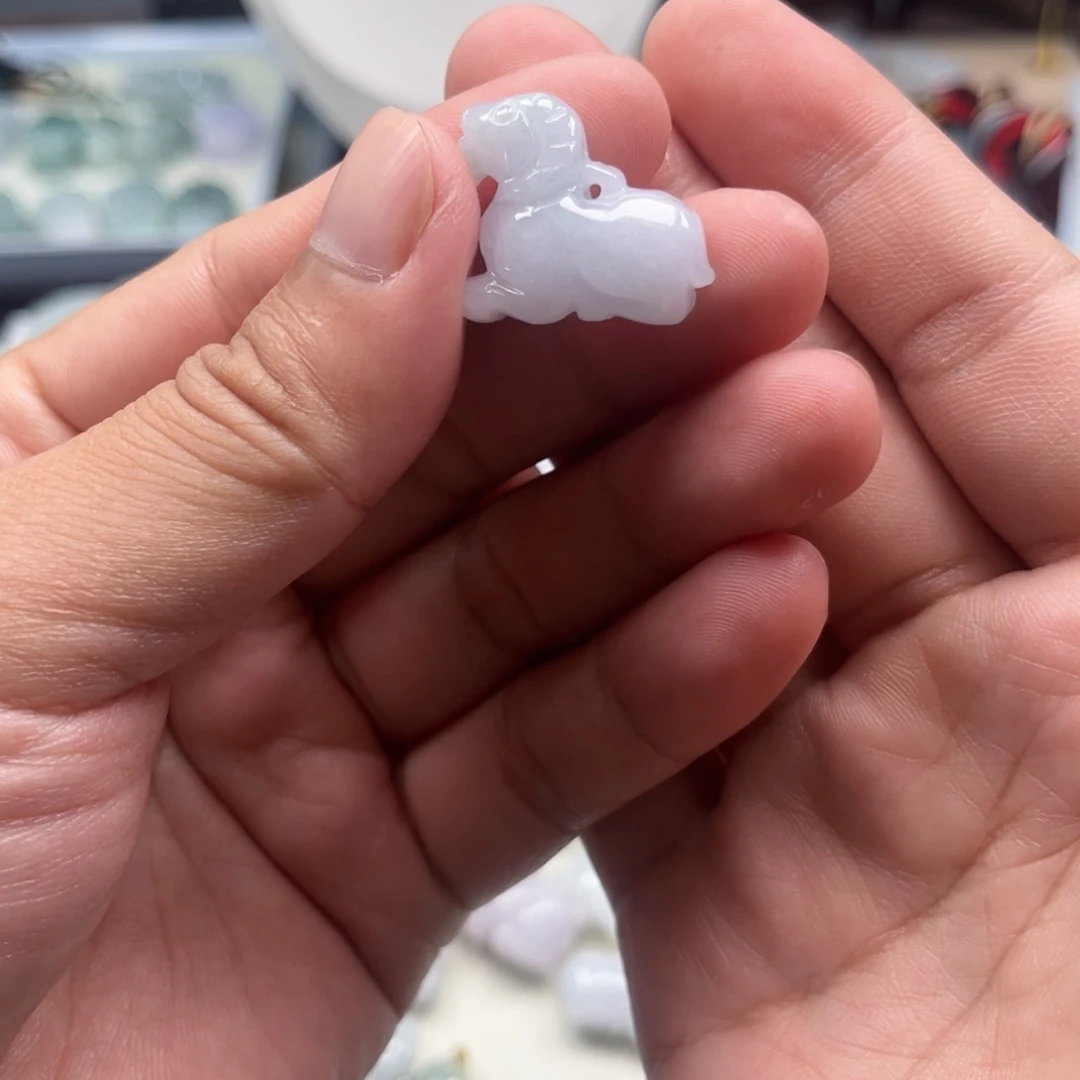 翡翠未镶嵌颈饰天然翡翠A货