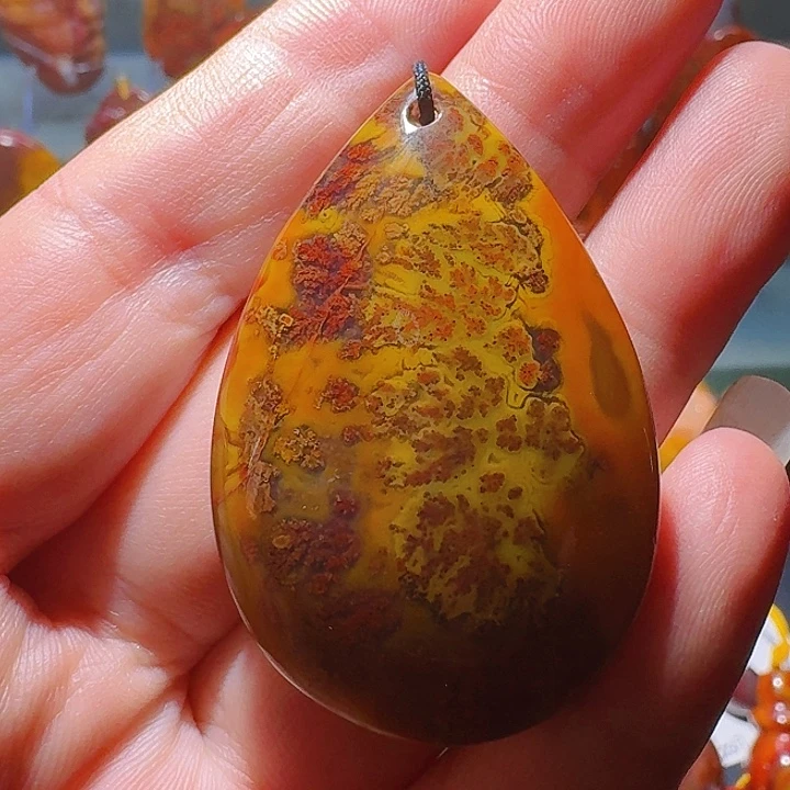 玛瑙/玉髓未镶嵌珠宝半成品