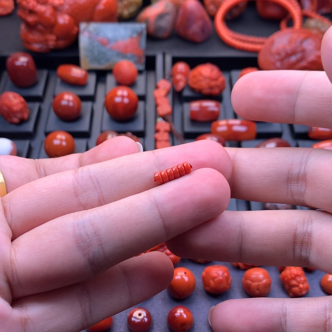 南红玛瑙未镶嵌川料原矿精工直切隔片4mm