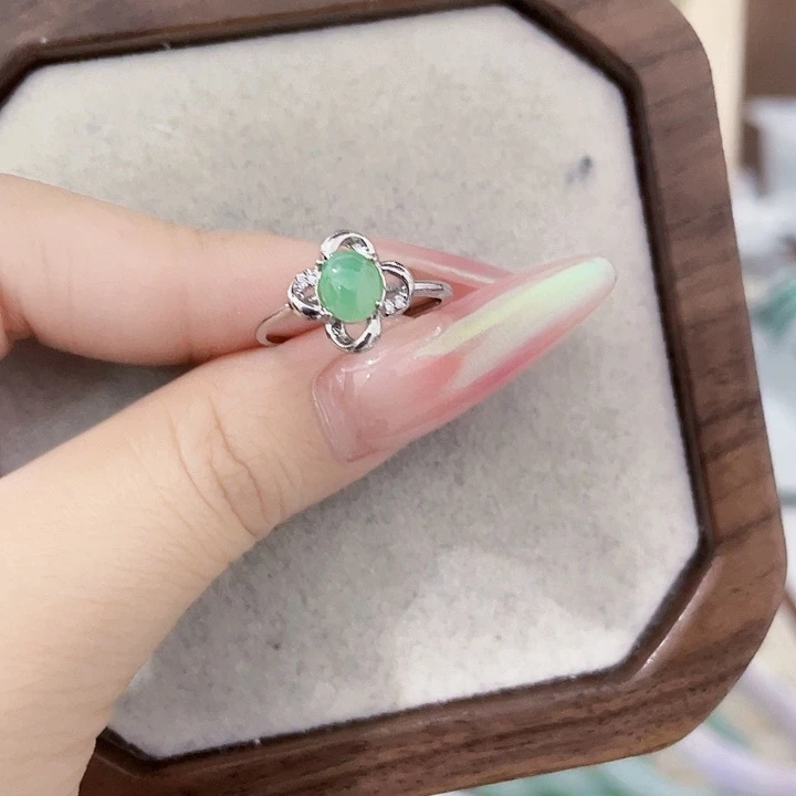 翡翠未镶嵌颈饰天然翡翠Ａ货