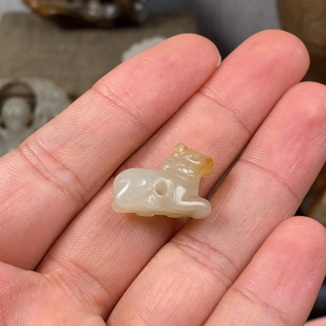 X***t非常精美的脖挂件