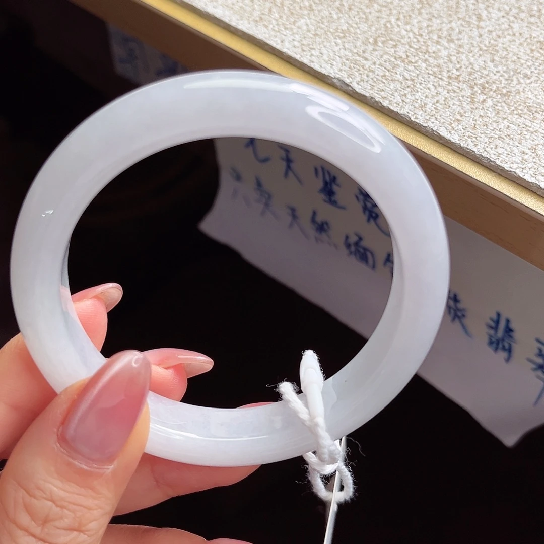 翡翠未镶嵌手镯手镯