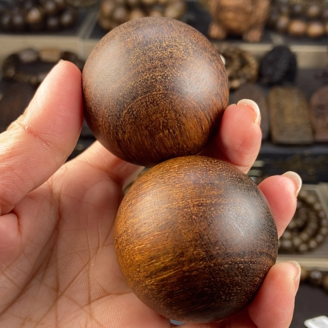 沉香木手把件龙*唐越南芽庄富森红土