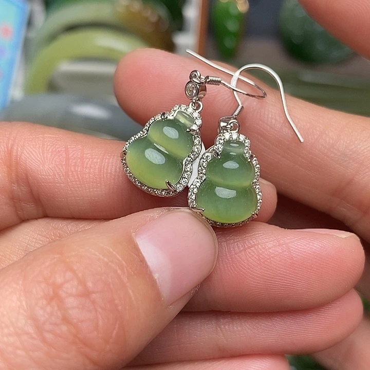 和田玉银S925镶嵌耳饰