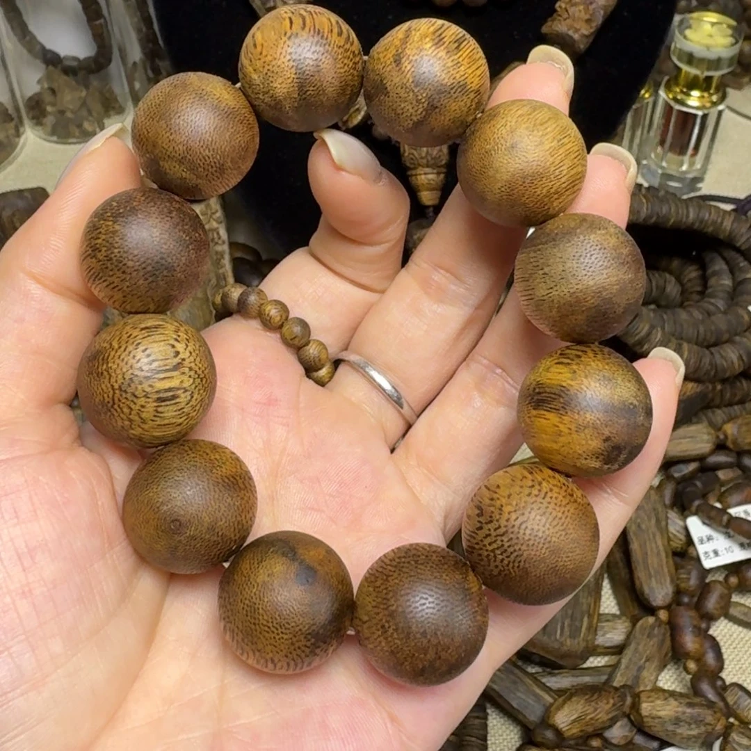 粪***海手串沉香老料乌身卡1.9-22克多样性发货一条