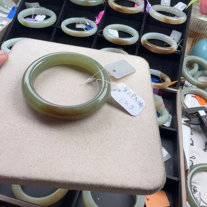 未镶嵌手镯和田玉玲珑美镯54.5