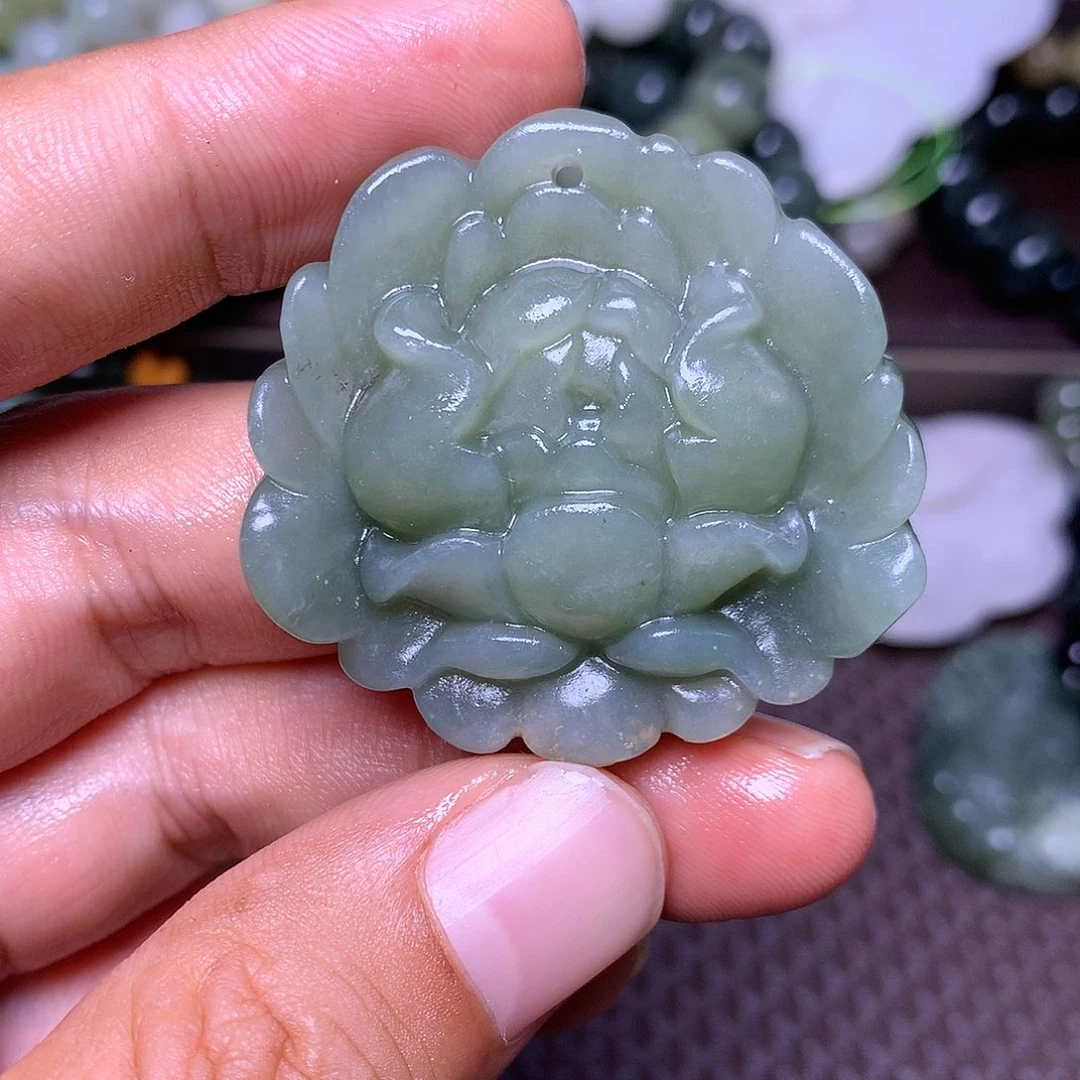 【闪购商品】颈饰未镶嵌和田玉