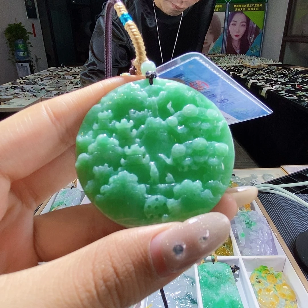 颈饰未镶嵌翡翠翡翠