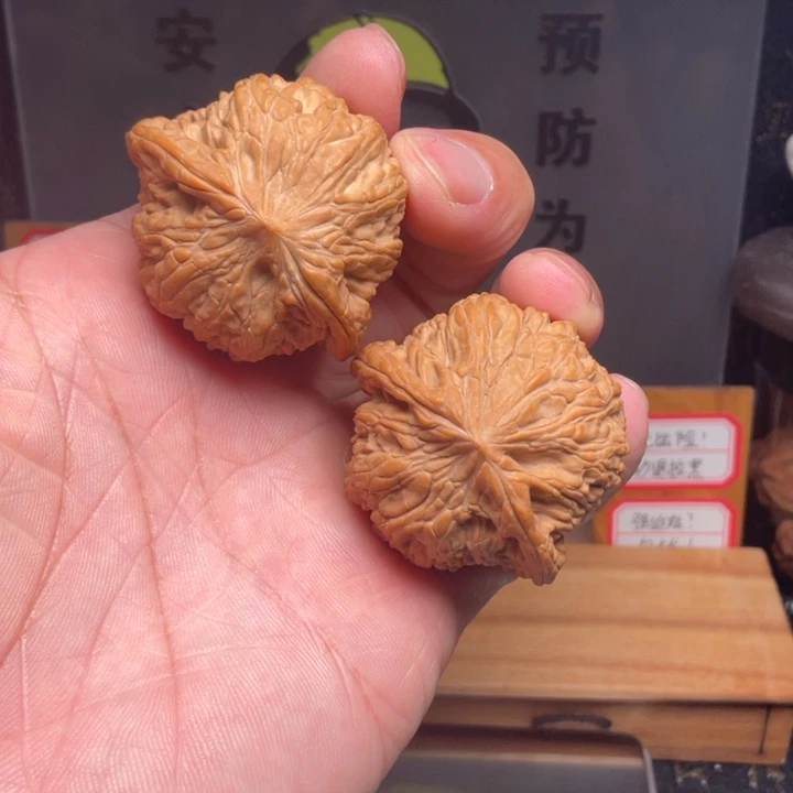 吊坠文玩核桃绣球42全品异形