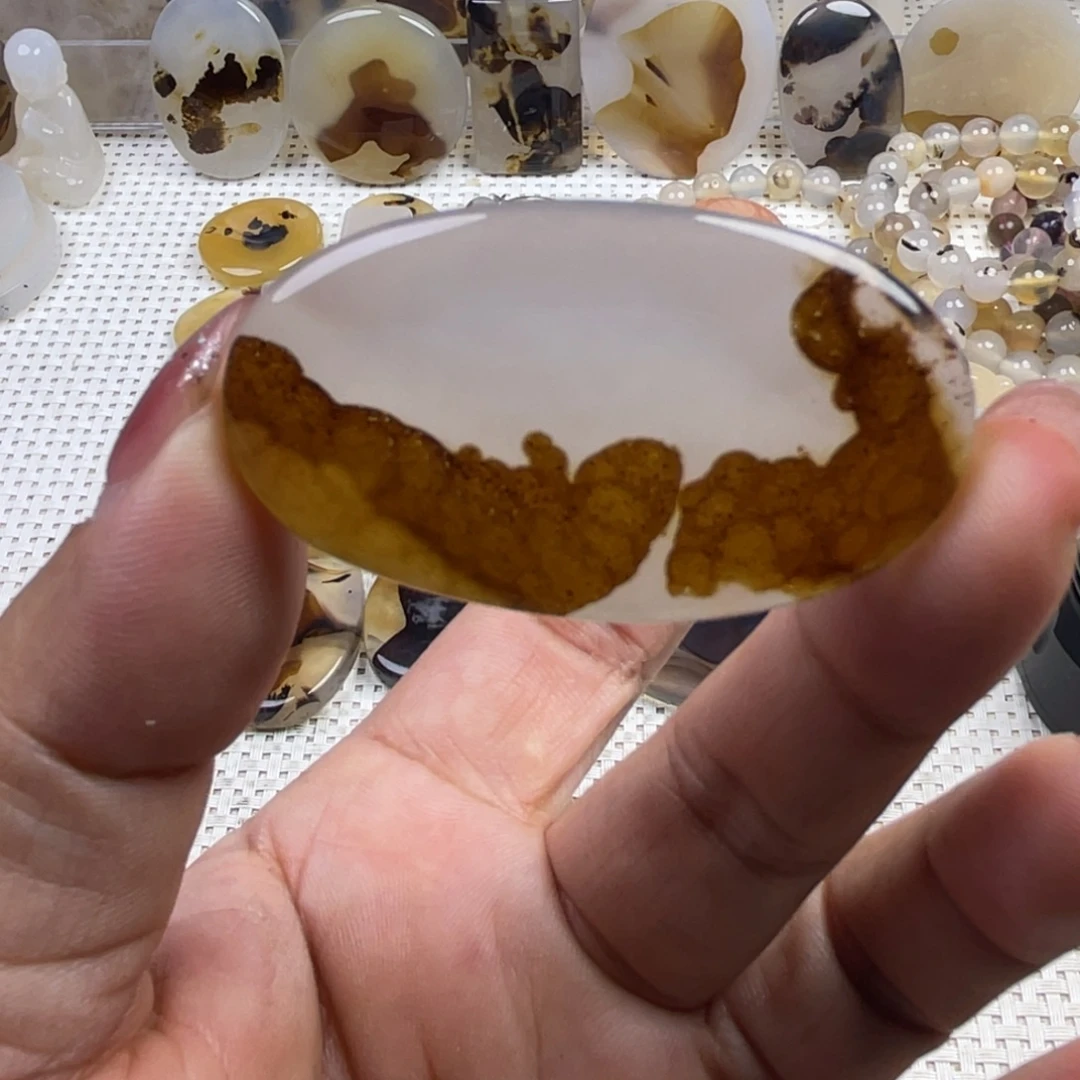 玛瑙/玉髓未镶嵌颈饰