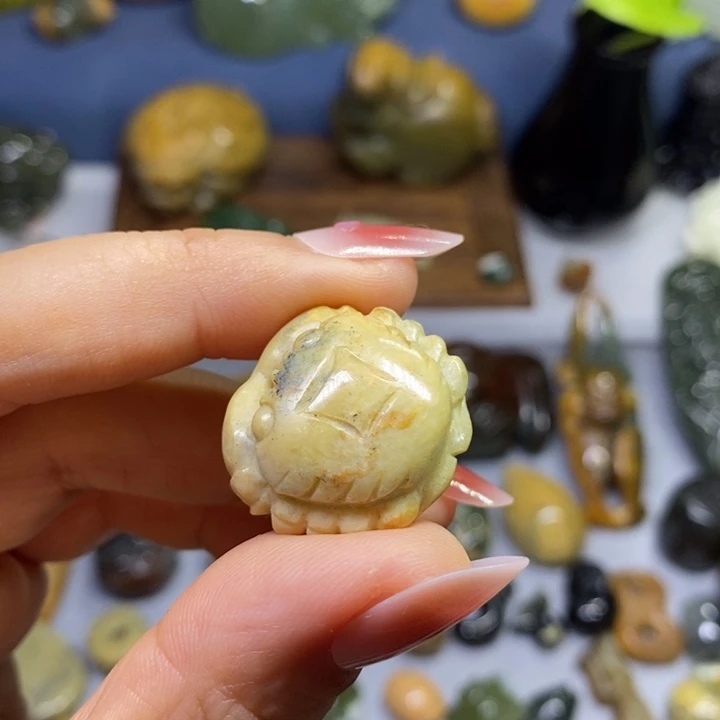 岫岩河磨玉（透闪石质玉）未镶嵌挂件