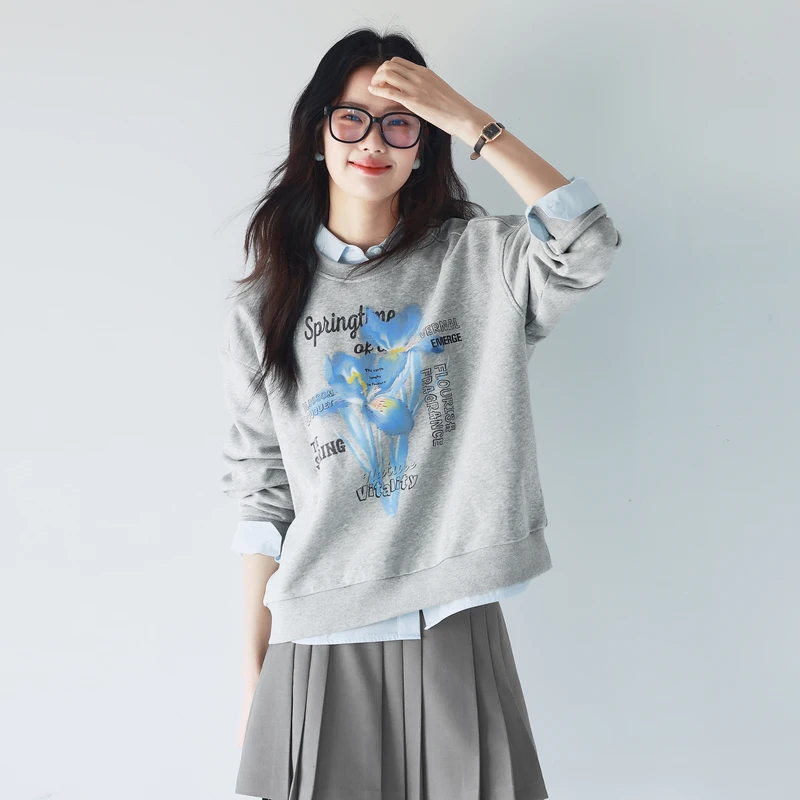 伊芙丽休闲百搭设计感花卉印花学院风休闲圆领卫衣女春1G1901311