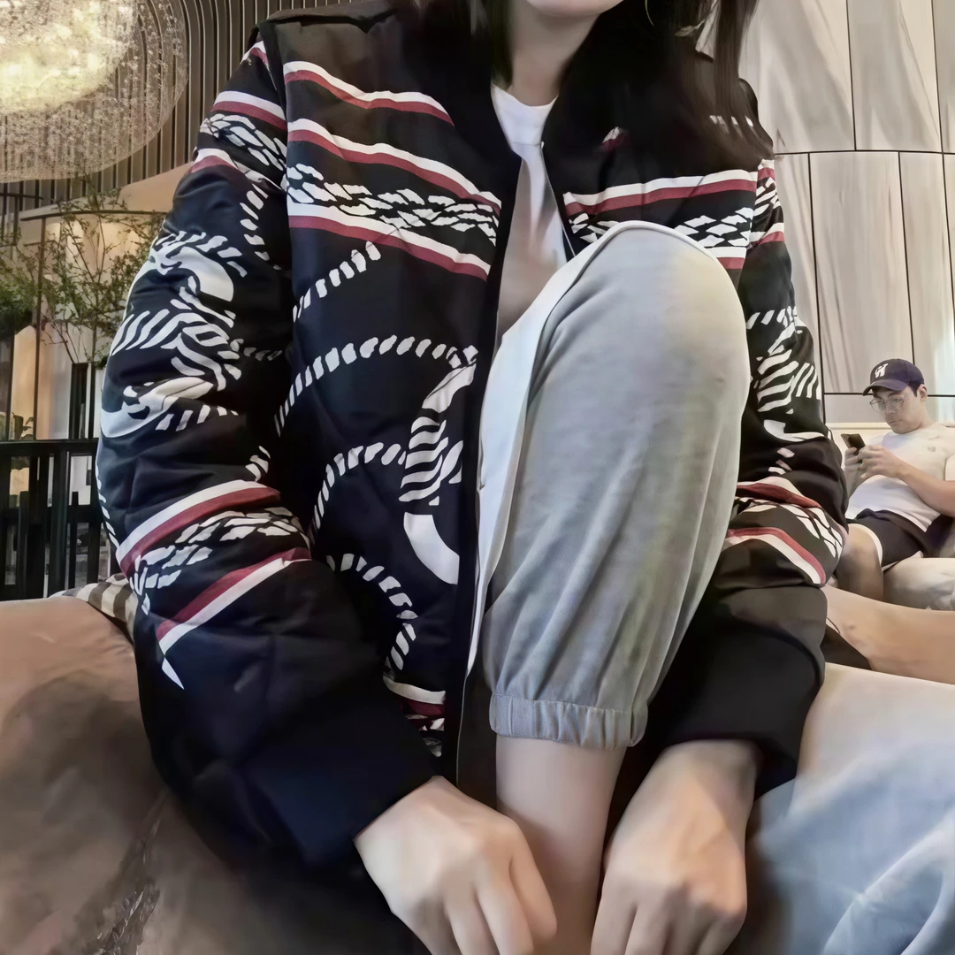 小个子时髦洋气减龄藏蓝色时尚炸街新款女装棉服