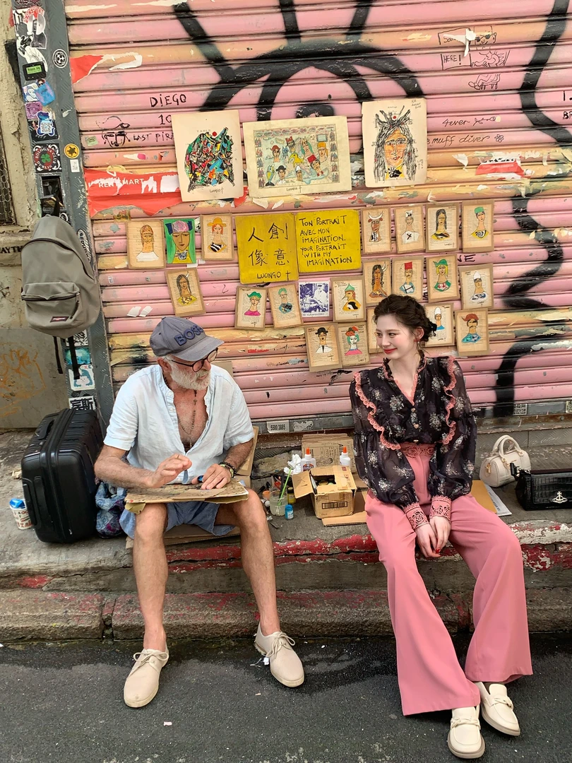 一生罗曼【粉墨】早秋法式新款碎花休闲假期宽松女衬衫Y5455