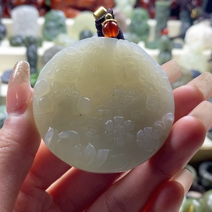 和田玉颈饰未镶嵌