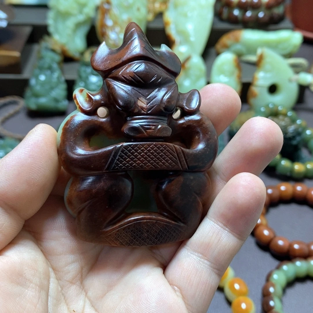 用***2岫岩河磨玉（透闪石质玉）未镶嵌把件