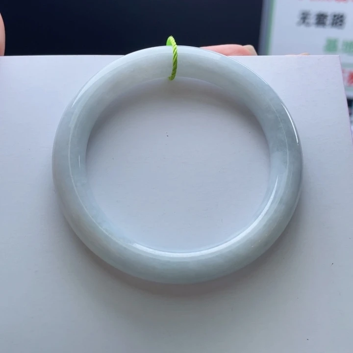 翡翠未镶嵌手镯53