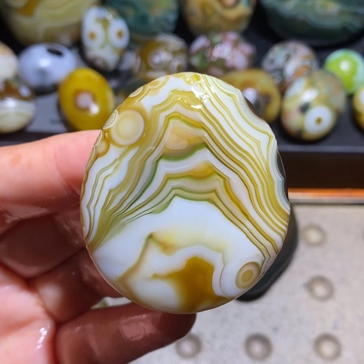 未镶嵌玛瑙/玉髓珠宝半成品55
