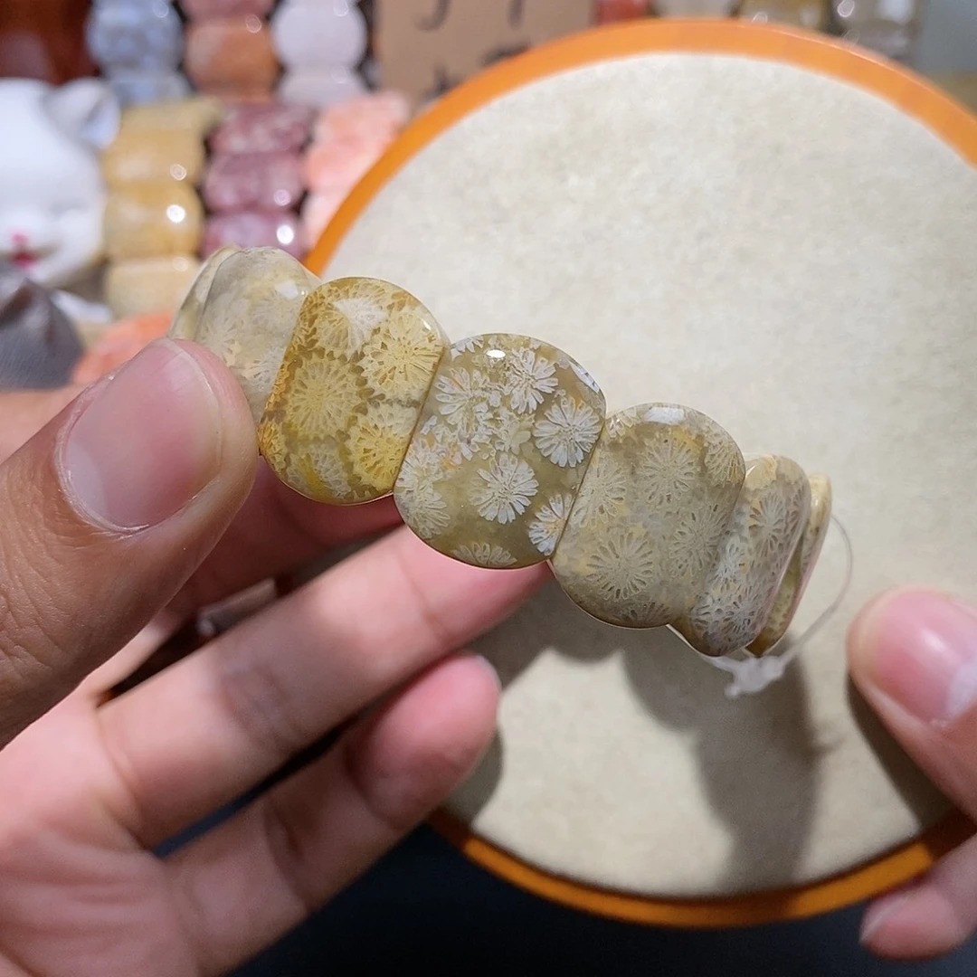 硅化珊瑚（珊瑚玉）手串未镶嵌顾*仙