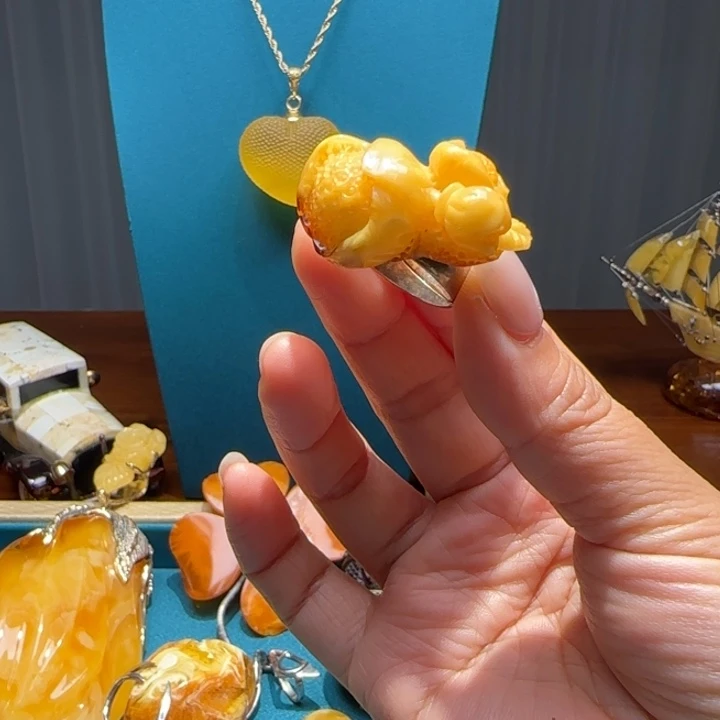 琥珀未镶嵌颈饰波兰设计款琥珀蜜蜡