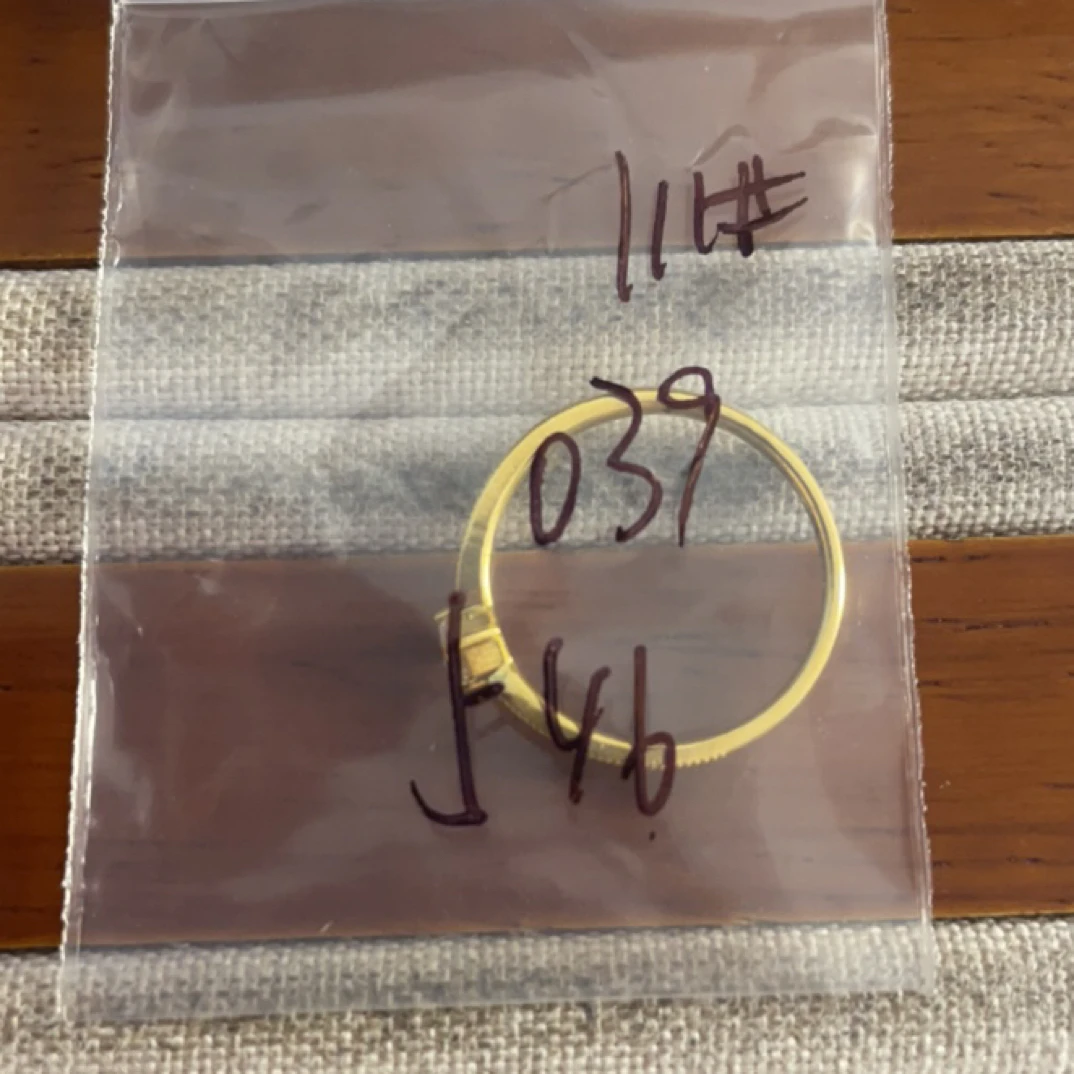 A1克重0.39 11号 白钻小方戒6D戒指 足金999