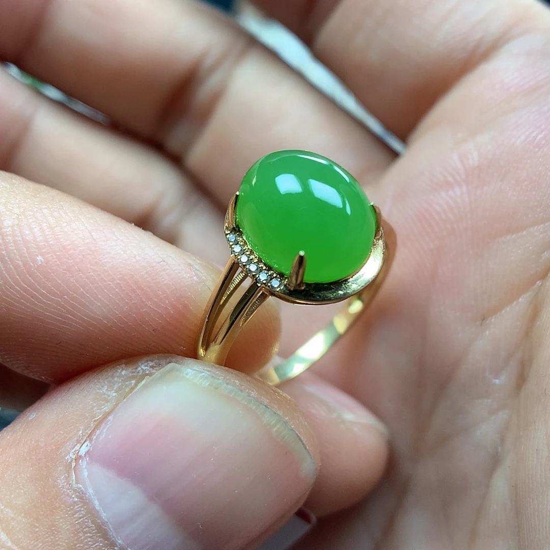 和田玉（碧玉）戒指18K金镶嵌8×10