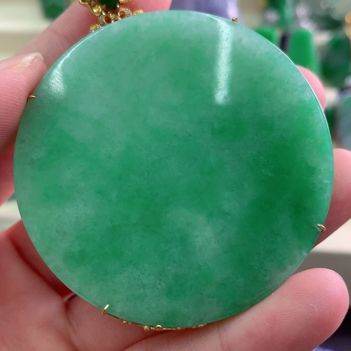 吊坠(不含链)18K金镶嵌翡翠