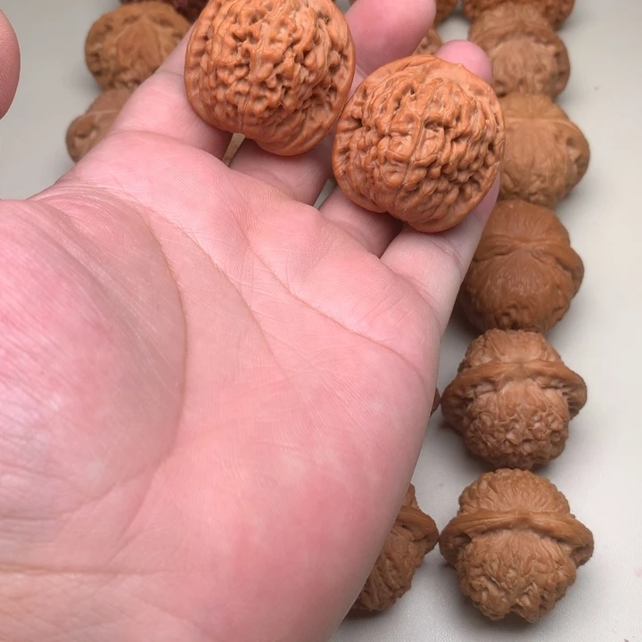 文玩核桃吊坠莲花39